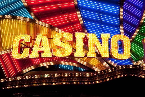 king4d live-dealer studio with professional lighting, multiple cameras, and trained dealer